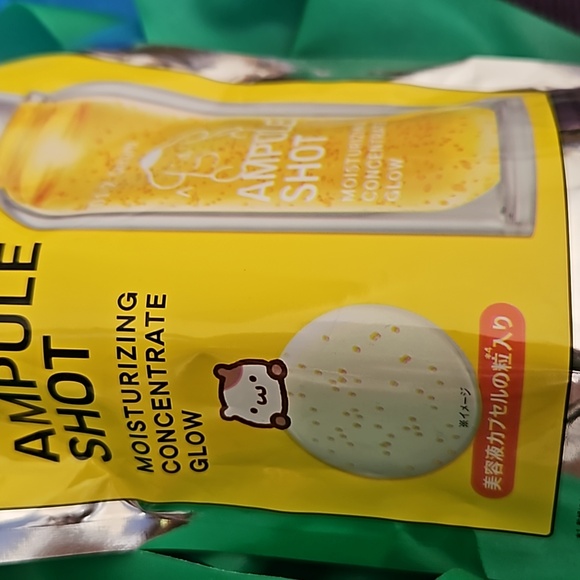 Pompompurin Ampule Shot Moisturizing Concentrate Glow Serum - Picture 2 of 7